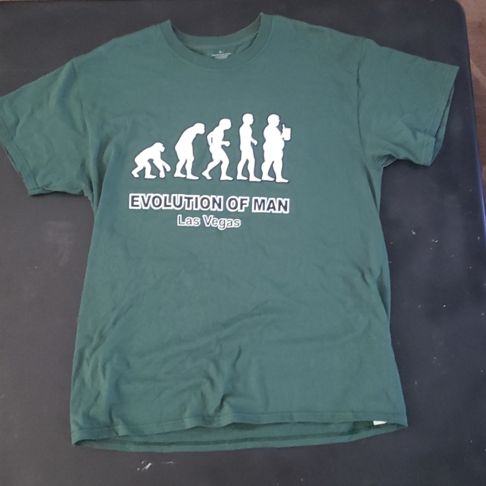 Green graphic tee
